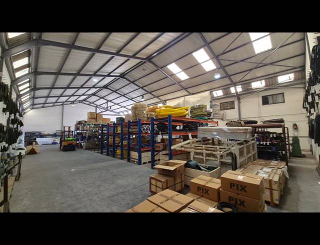 749M² WAREHOUSE TO LET IN KILLARNEY GARDENS